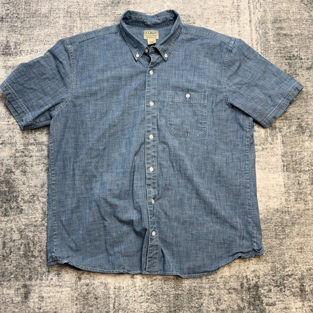 LL Bean Shirt Mens Large Blue Comfort Stretch Chambray Button Down Summer Casual